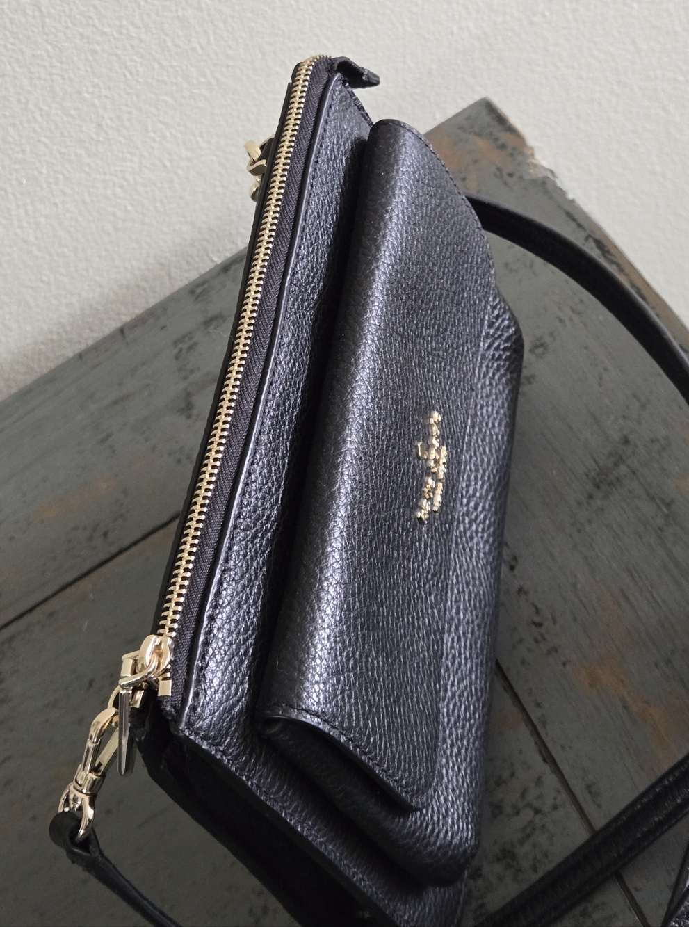 Kate Spade Crossbody - Picture 2 of 16
